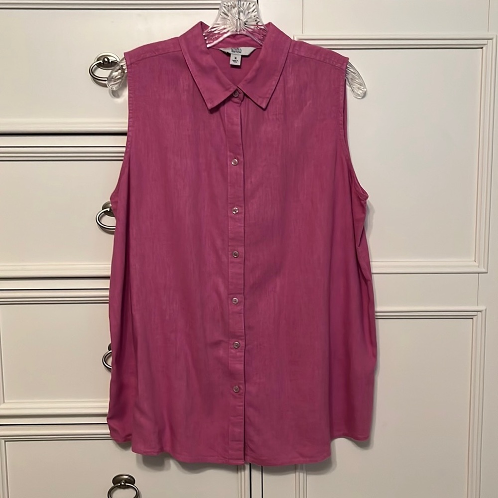 Sleeveless linen blend blouse